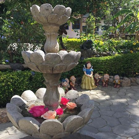 Hostal Jardin Escondido Vilcabamba Extérieur photo