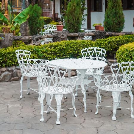 Hostal Jardin Escondido Vilcabamba Extérieur photo
