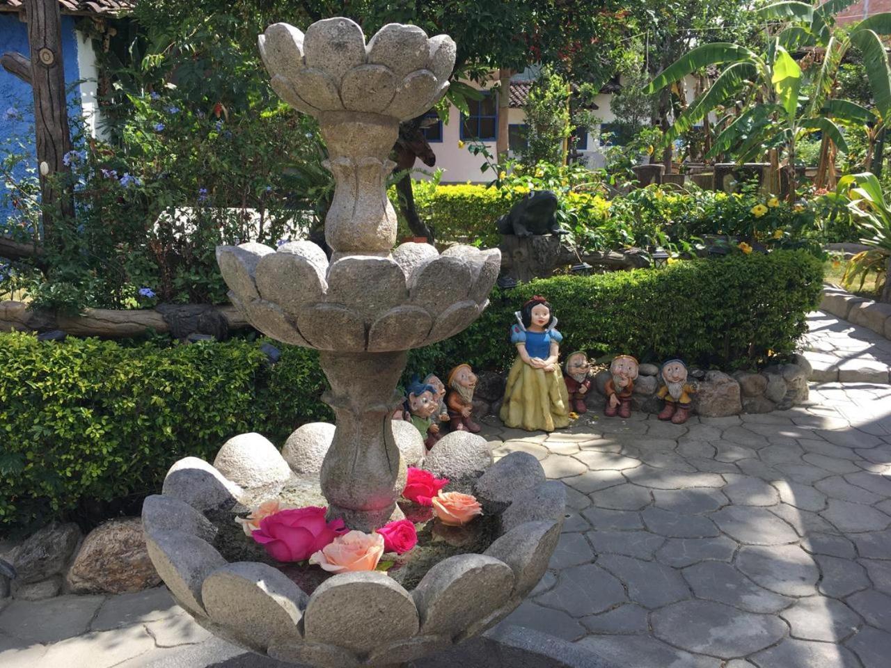Hostal Jardin Escondido Vilcabamba Extérieur photo