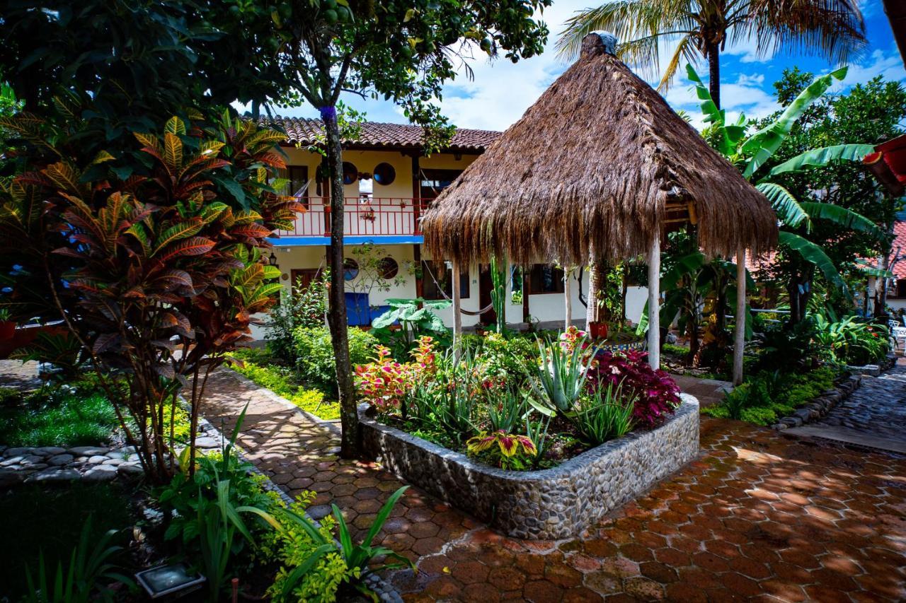 Hostal Jardin Escondido Vilcabamba Extérieur photo